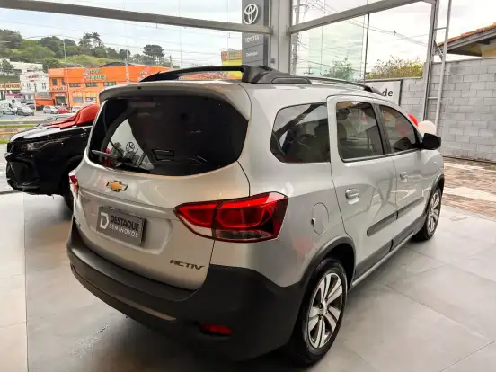 CHEVROLET-SPIN-1.8 ACTIV 8V FLEX 4P AUTOMÁTICO CHEVROLET-SPIN-2019