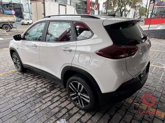 CHEVROLET-TRACKER-2024