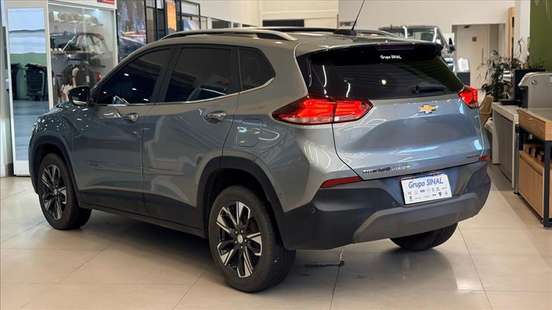 CHEVROLET-TRACKER-2023