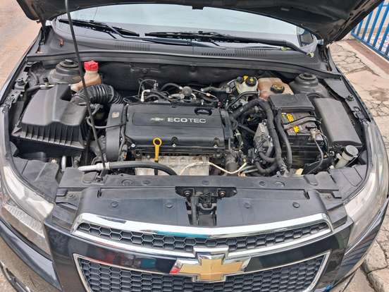 CHEVROLET-CRUZE-2012