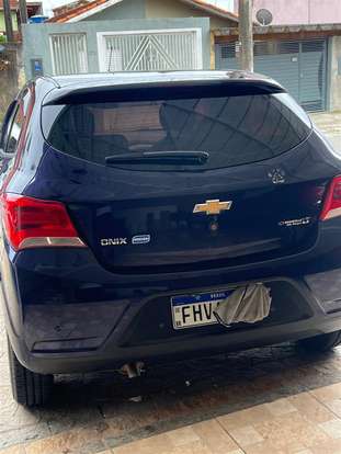 CHEVROLET-ONIX-2017
