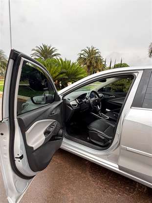 CHEVROLET-ONIX-2022
