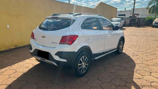 CHEVROLET-ONIX-2018