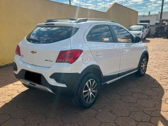 CHEVROLET-ONIX-1.4 MPFI ACTIV 8V FLEX 4P AUTOMÁTICO CHEVROLET-ONIX-2018
