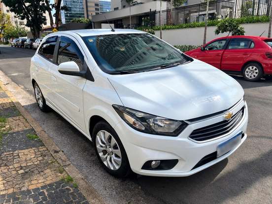 CHEVROLET-ONIX-2016