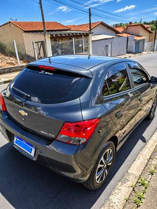 CHEVROLET-ONIX-1.4 MPFI LTZ 8V FLEX 4P AUTOMÁTICO CHEVROLET-ONIX-2015