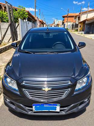 CHEVROLET-ONIX-2015