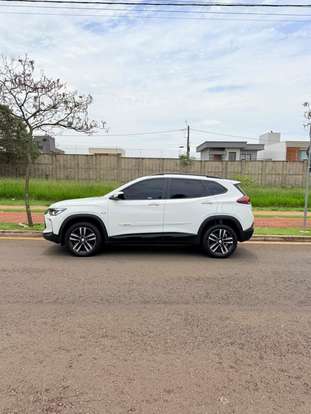 CHEVROLET-TRACKER-2023