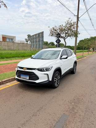 CHEVROLET-TRACKER-2023