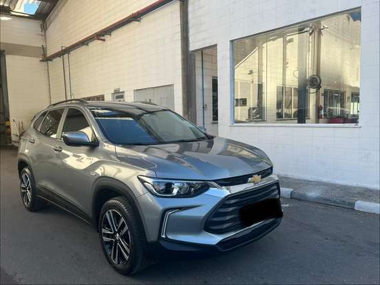 CHEVROLET-TRACKER-2023