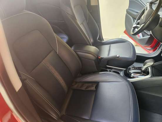 CHEVROLET-TRACKER-2023