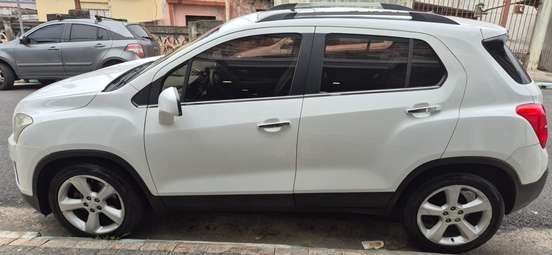 CHEVROLET-TRACKER-2014