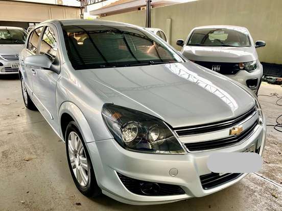 CHEVROLET-VECTRA-2.0 MPFI GT HATCH 8V FLEX 4P MANUAL CHEVROLET-VECTRA-2009