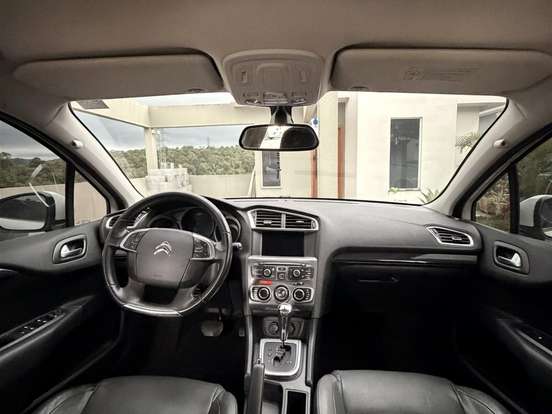 CITROËN-C4 LOUNGE-1.6 EXCLUSIVE 16V TURBO GASOLINA 4P AUTOMÁTICO CITROËN-C4 LOUNGE-2013