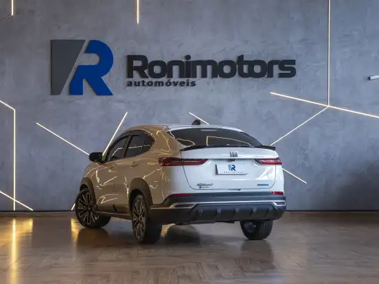 FIAT-FASTBACK-1.0 TURBO 200 HYBRID AUDACE CVT FIAT-FASTBACK-2025