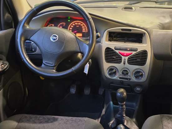 FIAT-PALIO-2006