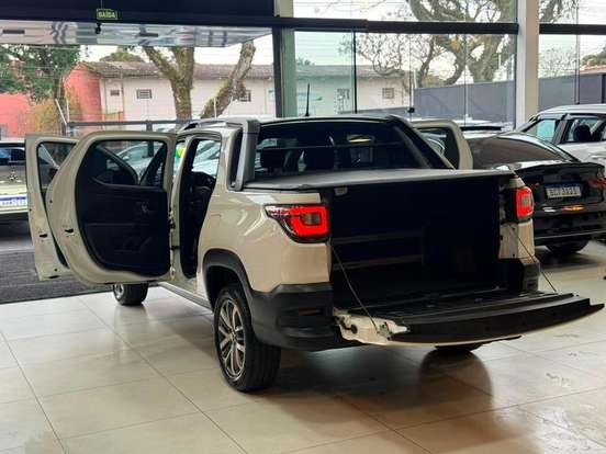 FIAT-STRADA-2024