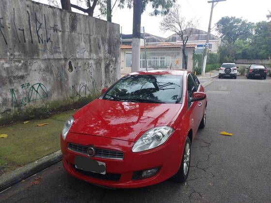 FIAT BRAVO 1.8 ESSENCE 16V FLEX 4P AUTOMATIZADO