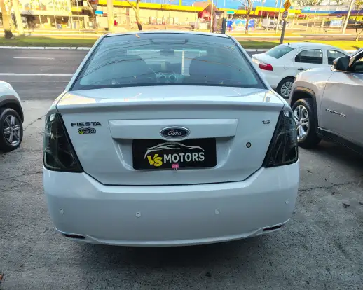 FORD-FIESTA-2013