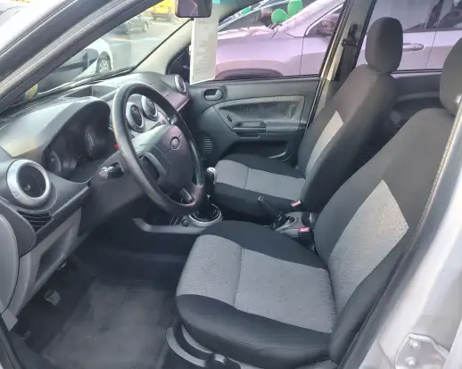 FORD-FIESTA-2013