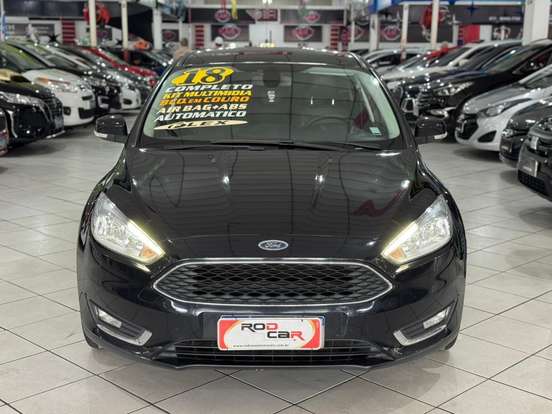 FORD-FOCUS-2017