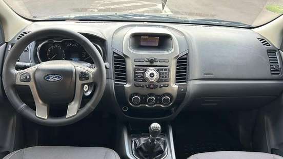 FORD-RANGER-2013