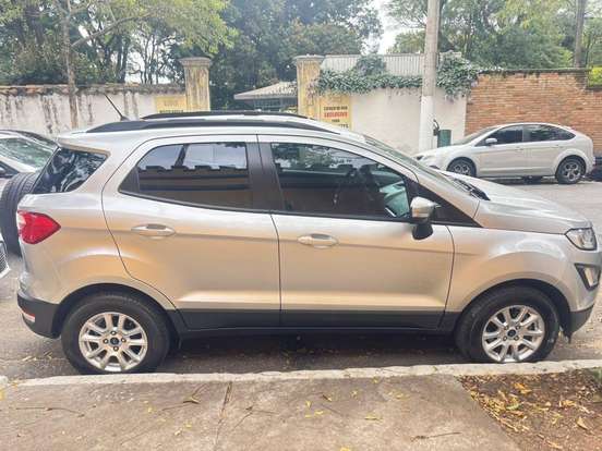 FORD-ECOSPORT-2017