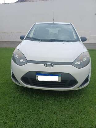FORD-FIESTA-2012