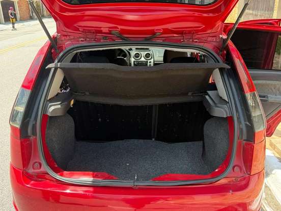 FORD-FIESTA-1.0 ROCAM SE PLUS 8V FLEX 4P MANUAL FORD-FIESTA-2013