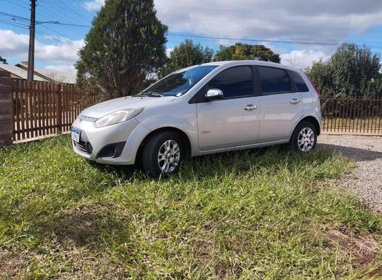 FORD-FIESTA-2011