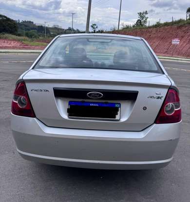 FORD-FIESTA-2006