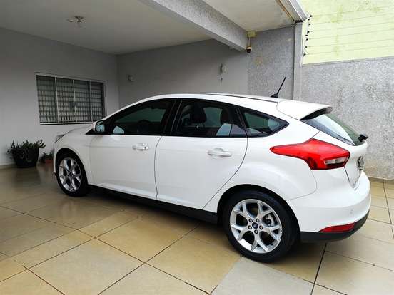 FORD-FOCUS-2018