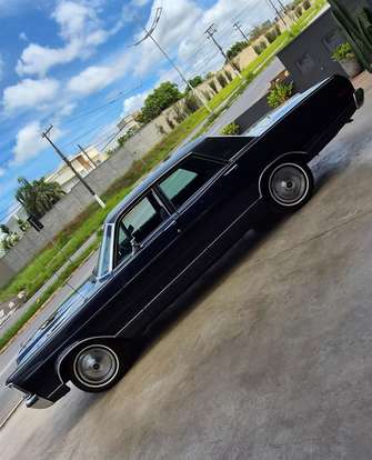 FORD-GALAXIE-1982