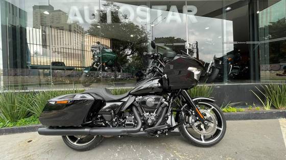 HARLEY-DAVIDSON ROAD GLIDE 