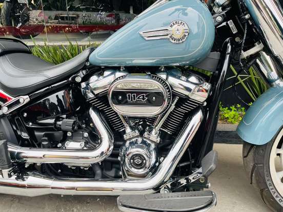 HARLEY-DAVIDSON-SOFTAIL FAT BOY 114-2024