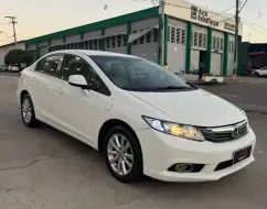 HONDA CIVIC 1.8 LXS 16V FLEX 4P AUTOMÁTICO HONDA CIVIC 1.8 LXS 16V FLEX 4P AUTOMÁTICO