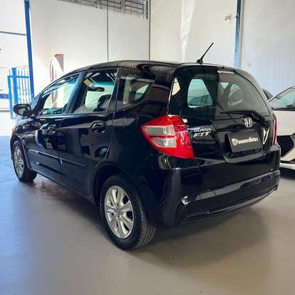 HONDA-FIT-2012