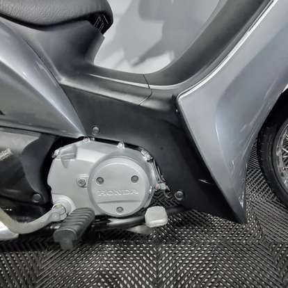 HONDA-BIZ 125 ES-2012