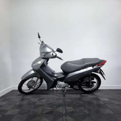 HONDA-BIZ 125 ES-2012