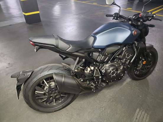 HONDA-CB 1000R BLACK EDITION ABS HONDA-CB 1000R BLACK EDITION ABS-2022