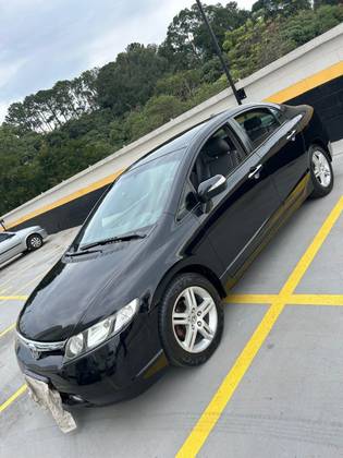 HONDA CIVIC 1.8 EXS 16V GASOLINA 4P AUTOMÁTICO