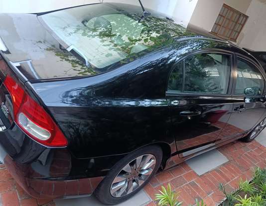 HONDA-CIVIC-2011