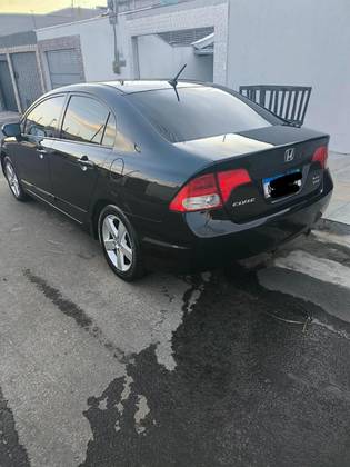 HONDA CIVIC 1.8 LXS 16V FLEX 4P AUTOMÁTICO