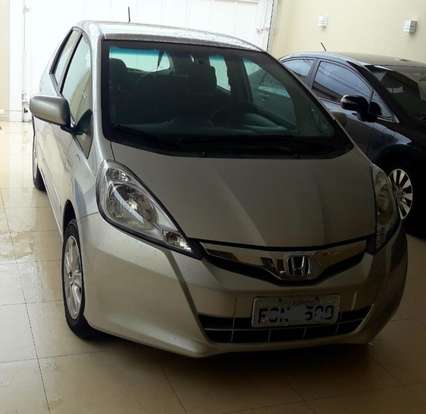 HONDA-FIT-2012
