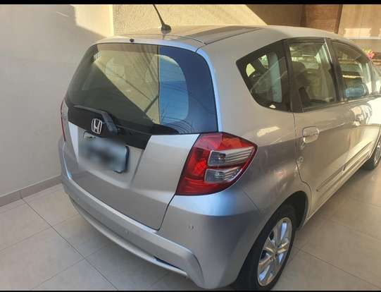 HONDA-FIT-2012