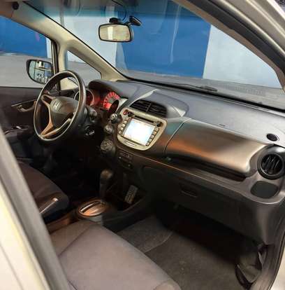 HONDA-FIT-2012