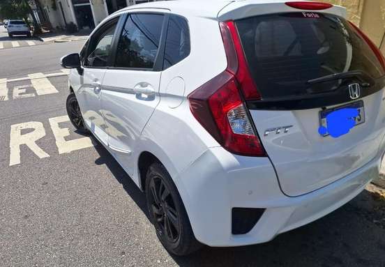 HONDA-FIT-2015