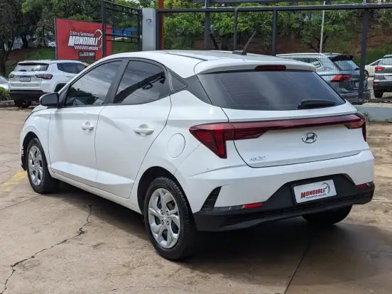 HYUNDAI-HB20-2023