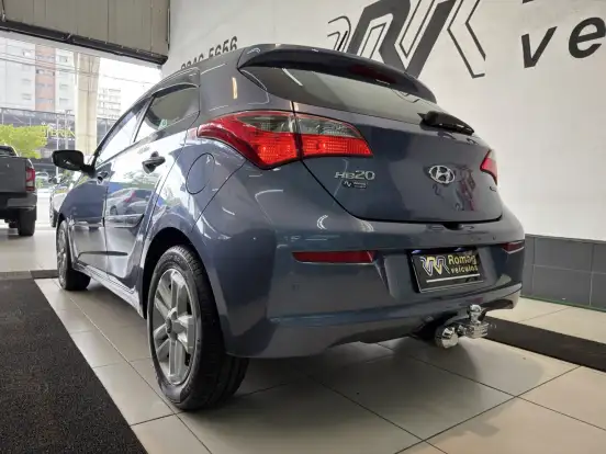 HYUNDAI-HB20-1.0 COMFORT 12V FLEX 4P MANUAL HYUNDAI-HB20-2016