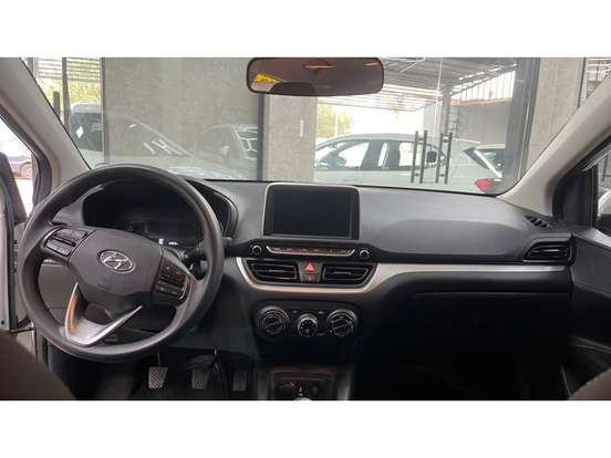 HYUNDAI-HB20-1.0 12V FLEX COMFORT PLUS MANUAL HYUNDAI-HB20-2024